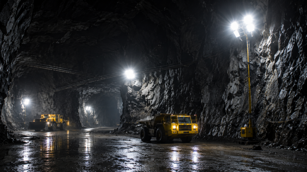 Myth vs. Reality: Why ‘Floodlighting’ an Underground Mine is a Critical Safety Error